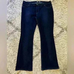 Lee shape illusions boot cup dark wash denim SIZE 20 (P229)